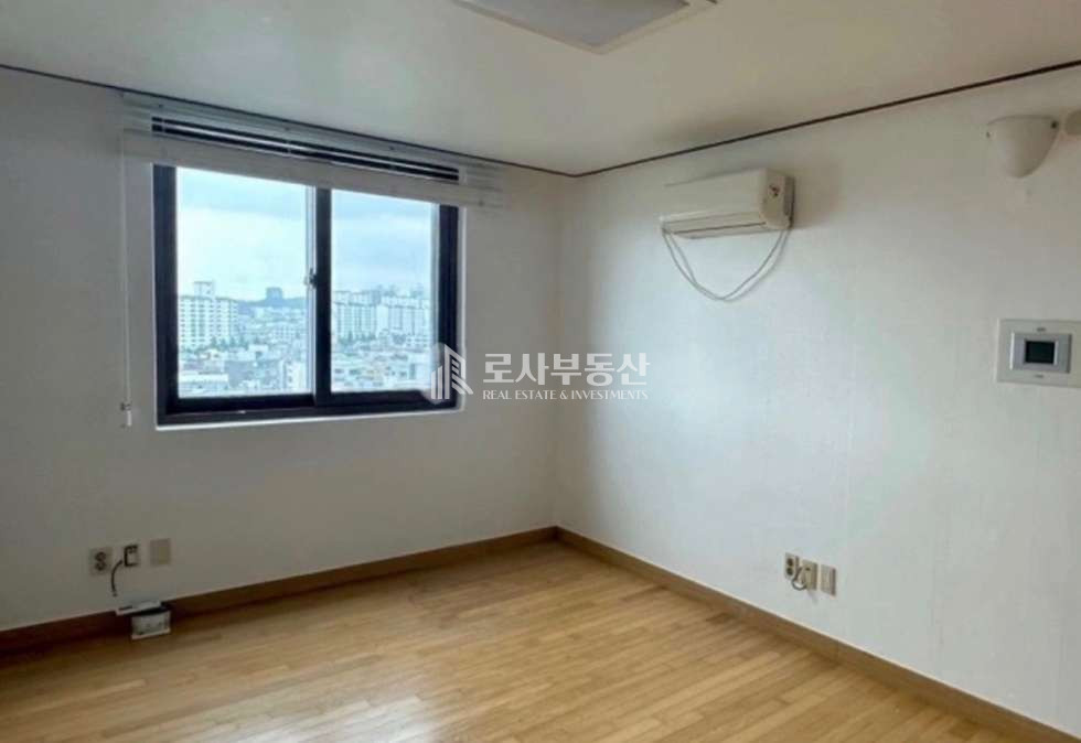 서울 서대문구 창천동 490 ROSA 엘베 있는 오피스텔 초저렴 매매 매물번호 10306 사진 2