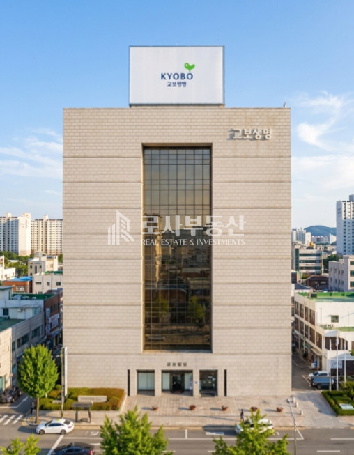 서울 마포구 노고산동 1-39 (신촌빌딩) ROSA 교보타워 1층 108P 대로변 월세 매물번호 10613 사진 1