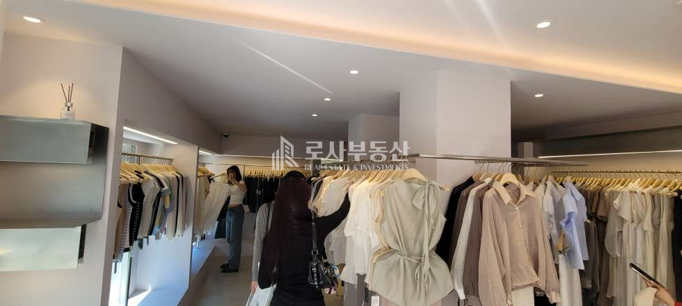 서울 마포구 서교동 나동 ROSA 홍대 패션거리 노출최고 상가 월세 매물번호 10172 사진 4