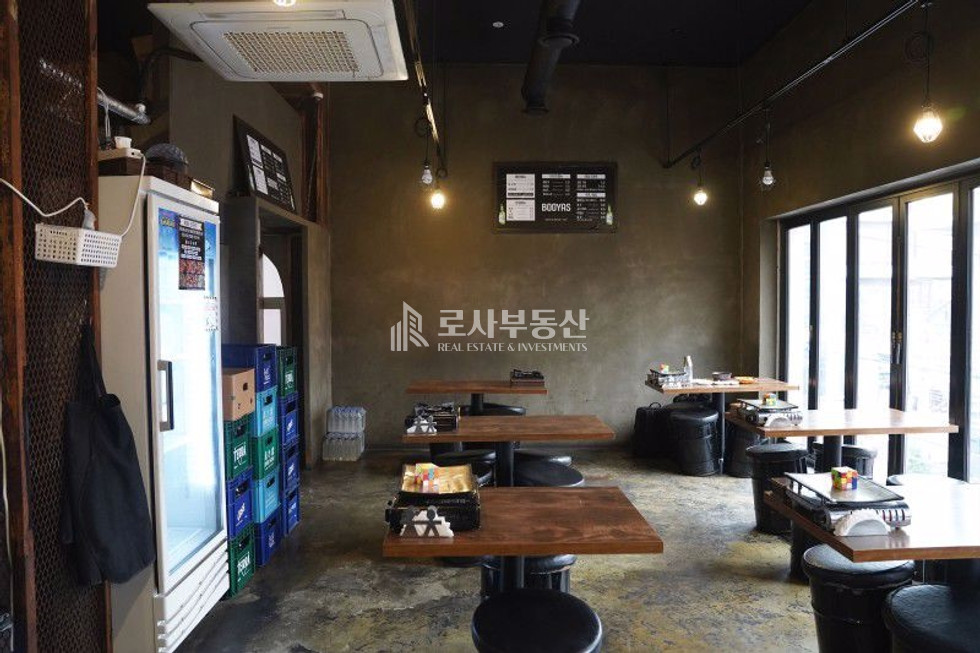 서울 마포구 서교동 ROSA 홍대 먹자골목 인근에서 평수 나오는 상가 월세 매물번호 10221 사진 2
