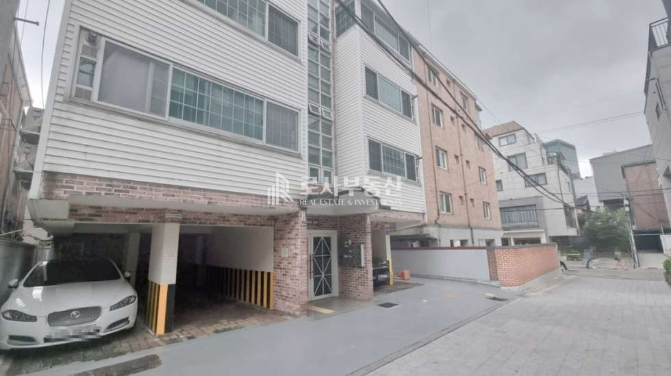 서울 마포구 서교동 333-44 ROSA 풀옵션 원룸 주차가능 월세 월세 매물번호 10242 사진 1